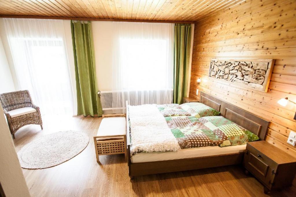Waldhotel Bad Jungbrunn Tristach Rum bild